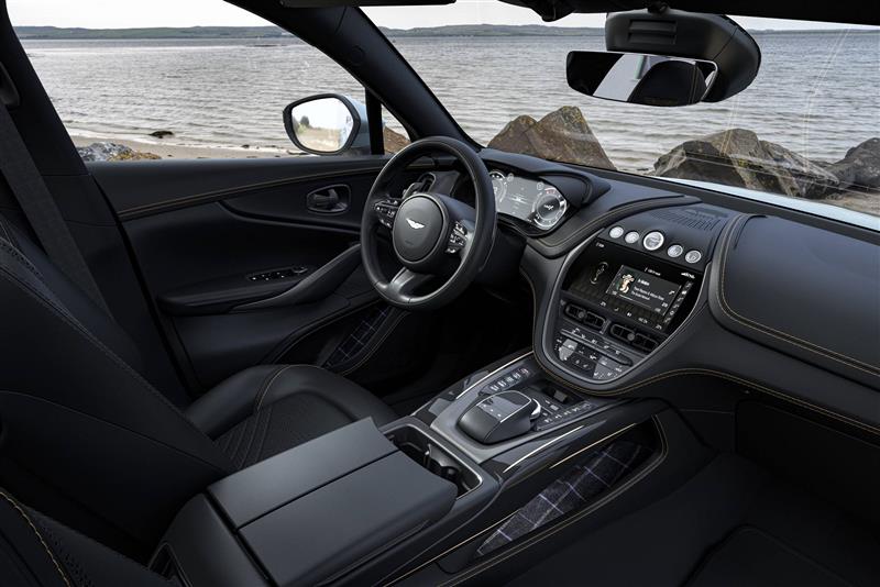 2021 Aston Martin DBX Bowmore Edition